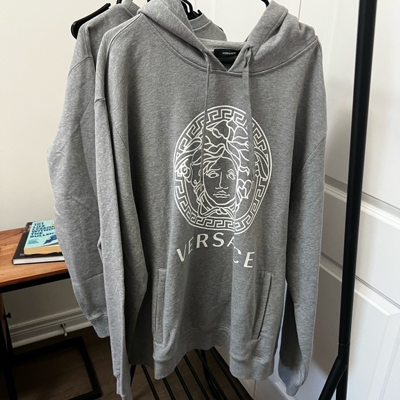 Versace Graphic Print V-Neck Hoodie - Picture 2 of 7